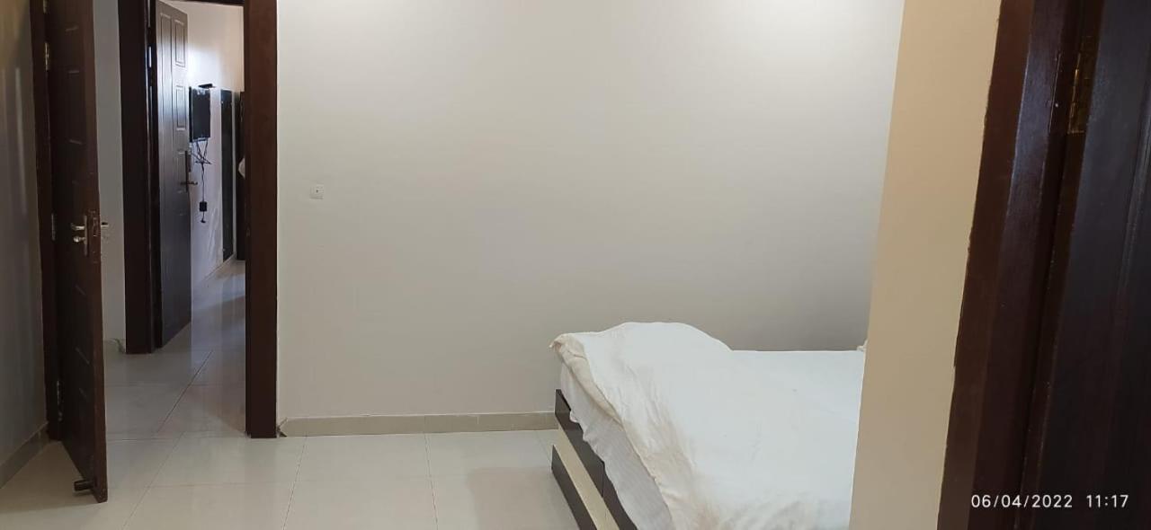 Bhagwan Hotel Gonda Экстерьер фото